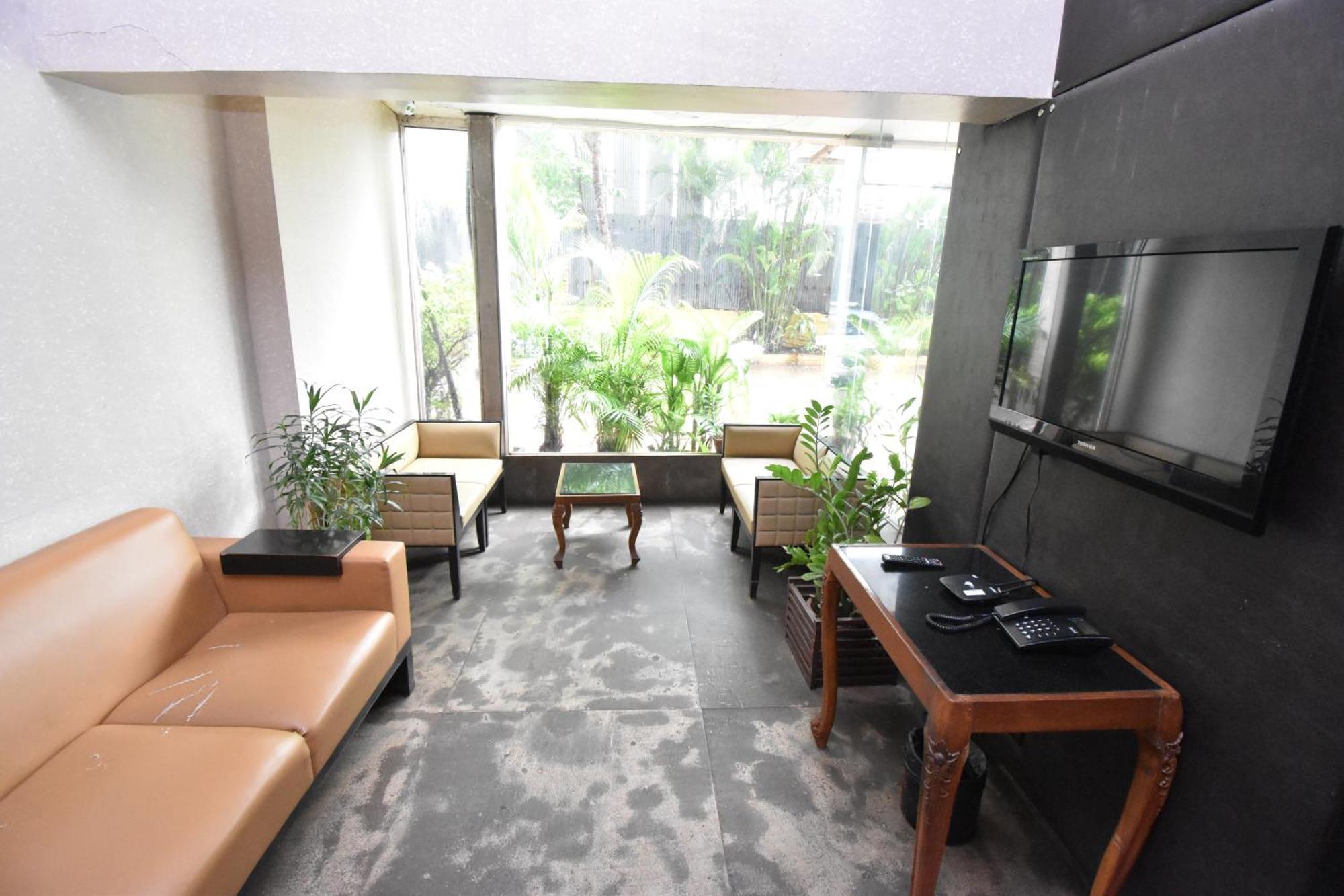 Kings International Juhu Hotel Mumbai Exterior photo