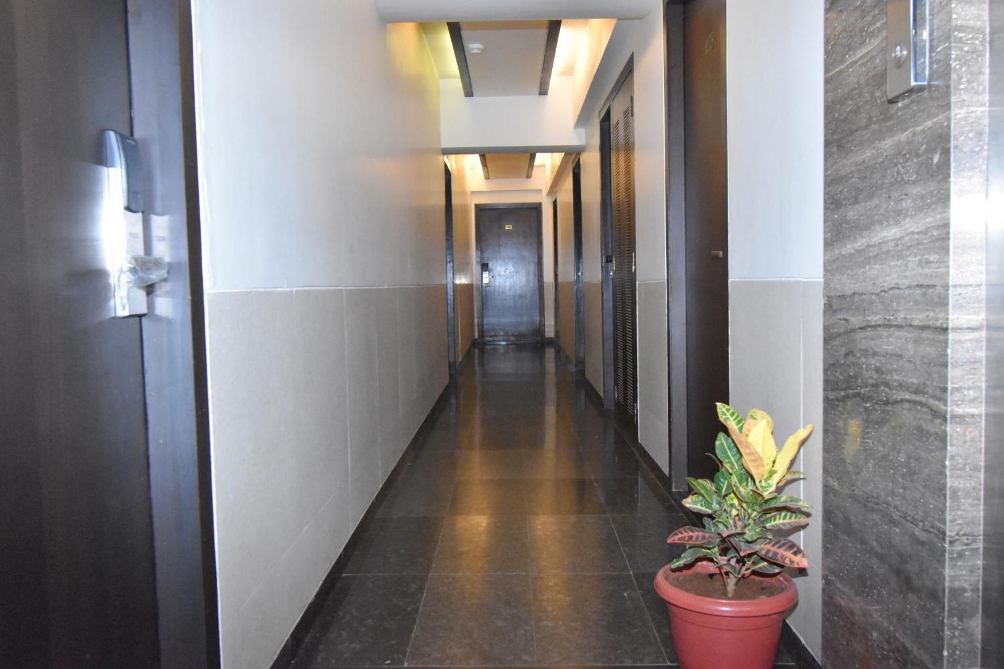 Kings International Juhu Hotel Mumbai Exterior photo