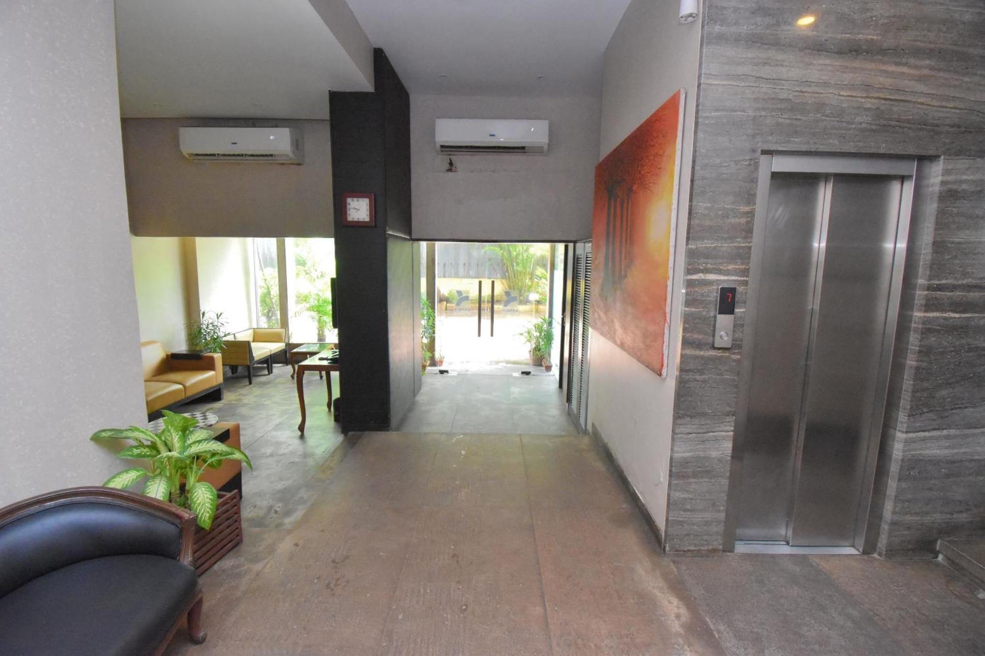 Kings International Juhu Hotel Mumbai Exterior photo